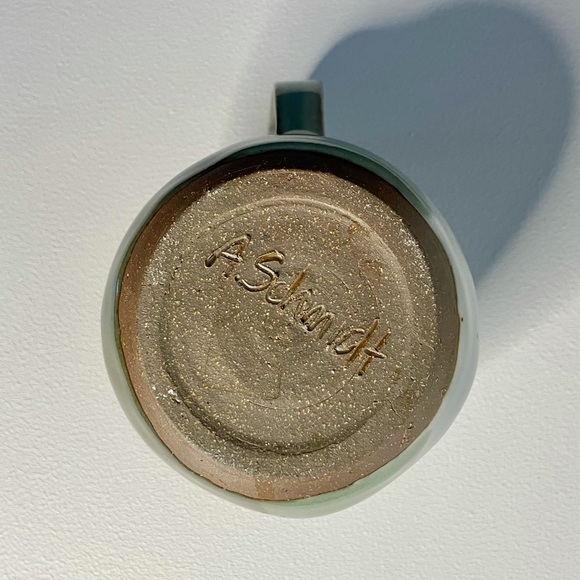 Studio Pottery Handmade Small Pitcher - Artist Signed - Creamer / Plant Water - Picture 6 of 6